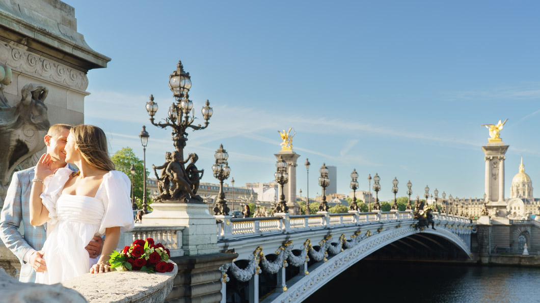 alexander 3 bridge photoshoot couple paris