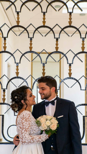 Photographe mariage Île-de-France - Photos de couple mariage civil à Puteaux, Mairie de Puteaux