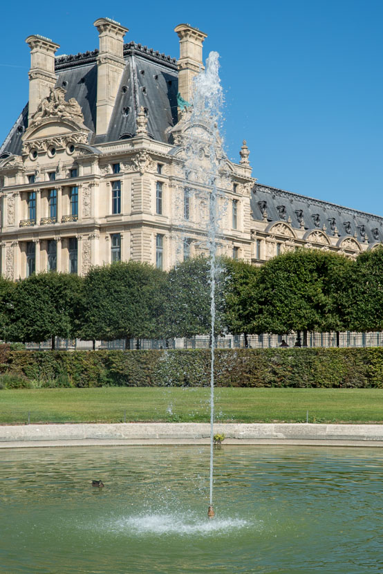 Jet d'eau figé au Louvre